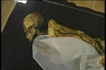 Rùng rợn xác ướp mỹ nhân ngàn tuổi "trả thù" tàn độc