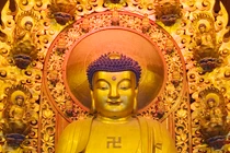 Chữ Vạn trên tượng Phật ẩn chứa bí mật linh thiêng nào? 