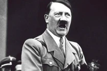 Ai là người đỡ đạn cứu sống trùm phát xít Hitler? 