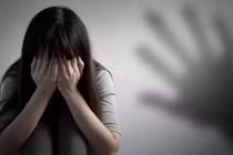 Đi sinh nhật bạn quen qua mạng, cô gái bị đưa vào nhà nghỉ hiếp dâm