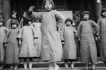 Những kiểu làm đẹp “hành xác” khó tin vì quá dị