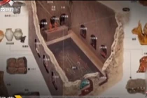 Bật nắp quan tài 3.000 tuổi, gặp cảnh không thể sốc hơn 