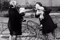 Top ảnh tiết lộ sự thật kinh hoàng về cuộc sống người xưa