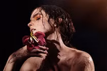 4 quý ông khỏa thân trên đèo Mã Pì Lèng: Tây bảo vệ môi trường có khoe body?