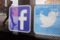 1,2 tỷ tài khoản Facebook, Twitter có nguy cơ bị hack