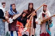 Kỳ bí bộ tộc sở hữu nhiều mỹ nhân nhất thế giới