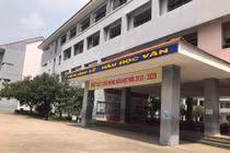 TP HCM: Nữ sinh lớp 8 tố bị bảo vệ dâm ô 