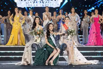 Dân mạng rần rần rủ nhau… học FTU để được làm Hoa hậu