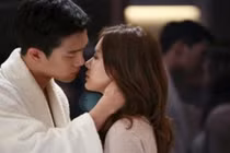 Bí mật khủng khiếp của osin trẻ đẹp, ngọt ngào, đảm đang