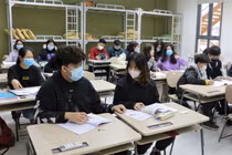 Hà Nội tiếp tục cho học sinh nghỉ học đến hết 23/2