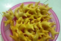 Khám phá bánh củ gừng độc đáo của người Chăm