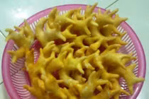 Khám phá bánh củ gừng độc đáo của người Chăm