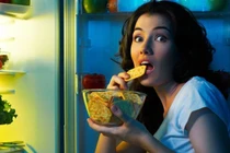 Ăn tối cho 'kẻ thù' có hoàn toàn đúng? 