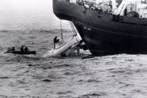 Lật lại vụ mắc kẹt 84 tiếng trong tàu lặn 50 năm trước