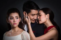 Chồng ngoại tình, tiểu tam còn gửi ảnh nóng trêu ngươi