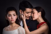 Chồng ngoại tình, tiểu tam còn gửi ảnh nóng trêu ngươi