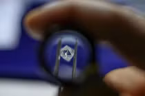 Chuyên gia thành công tạo ra kim cương chỉ trong 15 phút