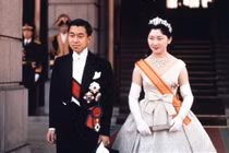 Tiết lộ tiêu chí đặc biệt trong chọn vợ của các hoàng gia trên thế giới 