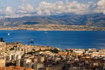 Khó tin: Trả 33.000 USD “mời” người tới sống ở làng Italia