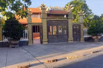 Nguyên Bí thư Hậu Giang được Út "trọc" tài trợ 5 tỷ xây phủ đường?