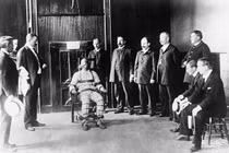 Sự thật hãi hùng về phương pháp tử hình bằng ghế điện