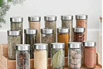 6 mẹo sắp xếp tuyệt vời cho tủ đựng đồ khô, gia vị