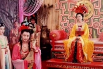 Vì sao Tỳ Bà Tinh không dám mạo phạm Quốc vương Nữ Nhi Quốc?