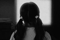 Mẹ ruột và tình nhân đánh gãy xương bé gái 6 tuổi ở Trung Quốc