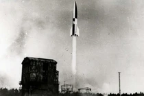 “Vũ khí báo thù” nào khiến trùm phát xít Hitler vỡ mộng? 