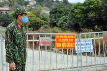 Đình chỉ một cán bộ ở Hải Dương vì lơ là phòng chống COVID-19