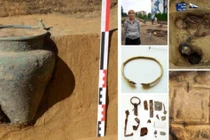 Nóng: Tìm thấy kho báu giá trị ở nghĩa trang cổ đại Ba Lan