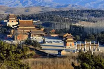 Hoàng đế nhà Thanh mất 100 năm trước, vì sao vẫn có người canh mộ? 