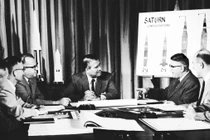 Hitler chết, Mỹ - Liên Xô chạy đua “chiêu mộ” các nhà khoa học Đức