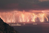 Bí ẩn vùng đất bị “trời đánh” nhiều nhất trên Trái đất