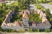 Ám ảnh 12 tàn tích bỏ hoang có quá khứ huy hoàng 