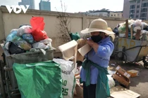 Để mang tiền về cho con, nhiều lao động ngậm ngùi đón Tết xa quê