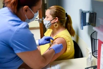 Giật mình tiên đoán "nóng hổi" về làn sóng dịch COVID-19 mới 