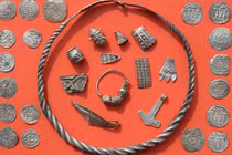 Choáng ngợp những kho báu “khủng” của người Viking