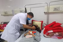 Nữ sinh Thanh Hoá bị đánh hội đồng: Bộ GD&ĐT yêu cầu xử lý nghiêm