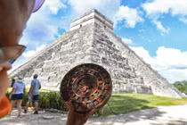 Bí ẩn gây tò mò về kim tự tháp của người Maya