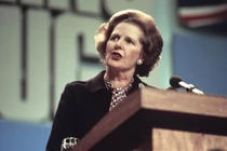 Choáng với động thái rắn mặt của “bà đầm thép” trong cuộc chiến Falklands