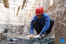 Mở mộ "khủng" Hán Văn Đế, chuyên gia sững người thấy thứ bên trong