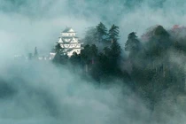 Vén màn bí ẩn “tòa thành lơ lửng trên mây” độc nhất Nhật Bản 