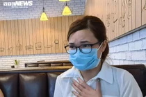 Cô gái bị chủ quán bắt quỳ xin lỗi: 10 ngày chưa dám về gặp con vì sợ trả thù