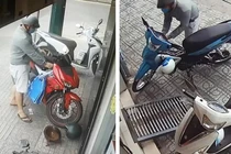 Giật mình 2 tên trộm giống y hệt nhau liên tục bẻ khóa xe máy ở Gò Vấp