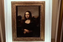 Danh họa da Vinci vẽ 2 phiên bản bức tranh Mona Lisa?