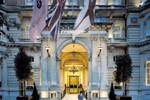 Rùng rợn khách sạn bị đồn nhiều “ma” khét tiếng nước Anh