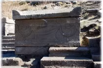 Chuyên gia “vò đầu” giải mã quan tài “ăn thịt người” ở Thổ Nhĩ Kỳ