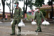 Thủ tướng gửi thư khen ngợi lực lượng Quân đội, Công an trong phòng chống dịch COVID-19