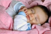 Sai lầm khi ủ ấm cho trẻ trong ngày lạnh cần tránh ngay